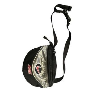 SOLD Nike and supreme Collab Fanny pack unisex